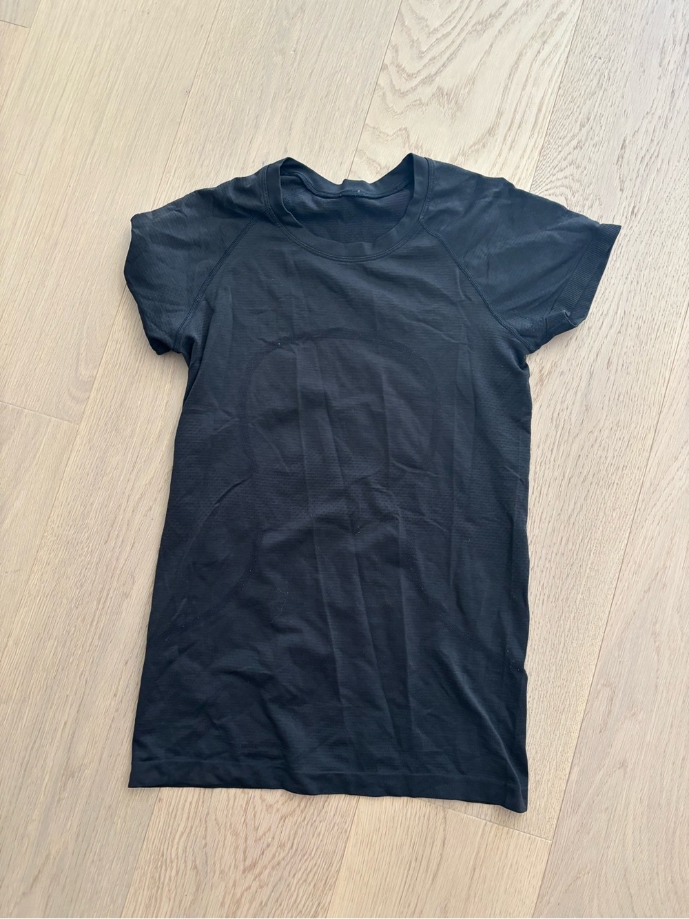 lululemon athletica Black Short Sleeve Tee